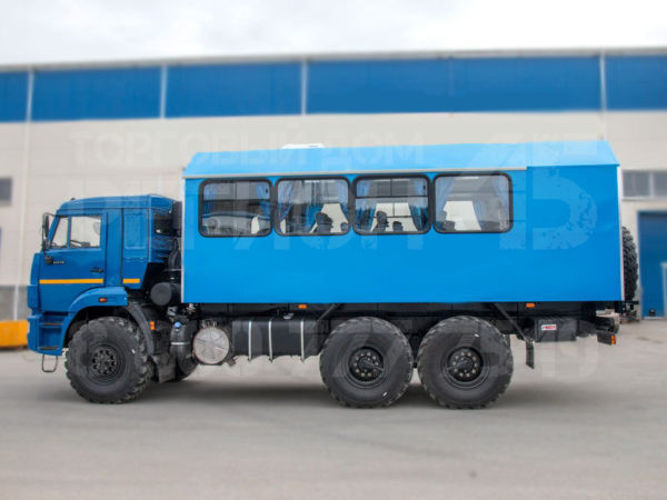Купить Вахтовый автобус Камаз 43502-3036 и другую дорожную, коммунальную, строительную спецтехнику в Торговом Доме «Регион 45».
