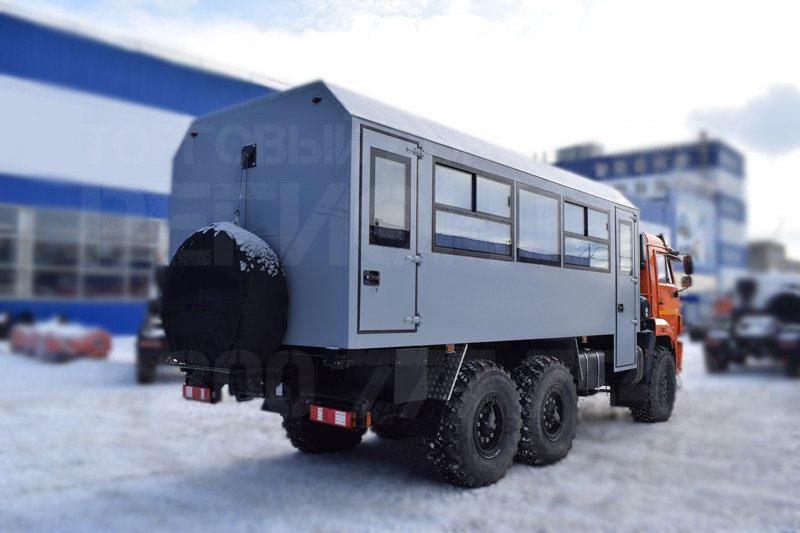 Купить Вахтовый автобус Камаз 43502-3036 и другую дорожную, коммунальную, строительную спецтехнику в Торговом Доме «Регион 45».