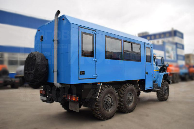 Купить Вахтовый автобус УРАЛ 4320-1112-61Е5 и другую дорожную, коммунальную, строительную спецтехнику в Торговом Доме «Регион 45».