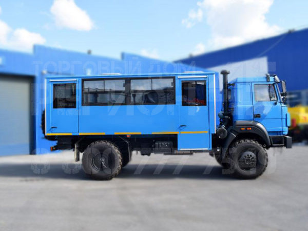 Купить Вахтовый автобус УРАЛ 32552-3013-79Е5 и другую дорожную, коммунальную, строительную спецтехнику в Торговом Доме «Регион 45».