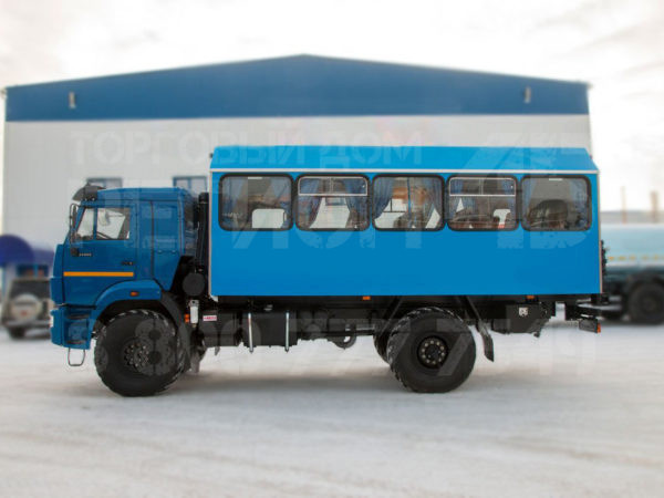 Купить Вахтовый автобус Камаз 43502-3036 и другую дорожную, коммунальную, строительную спецтехнику в Торговом Доме «Регион 45».