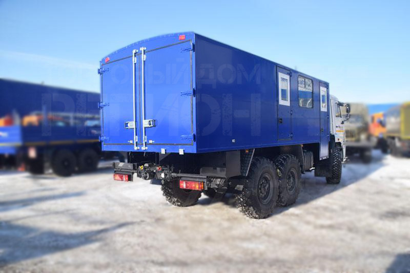 Купить Вахтовый автобус Камаз 43502-3036 и другую дорожную, коммунальную, строительную спецтехнику в Торговом Доме «Регион 45».