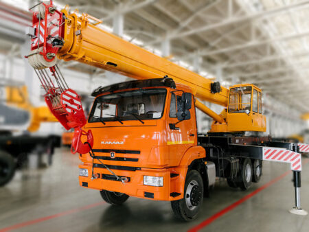 Автокран КамАЗ КС-45717K-1В - Изображение 1