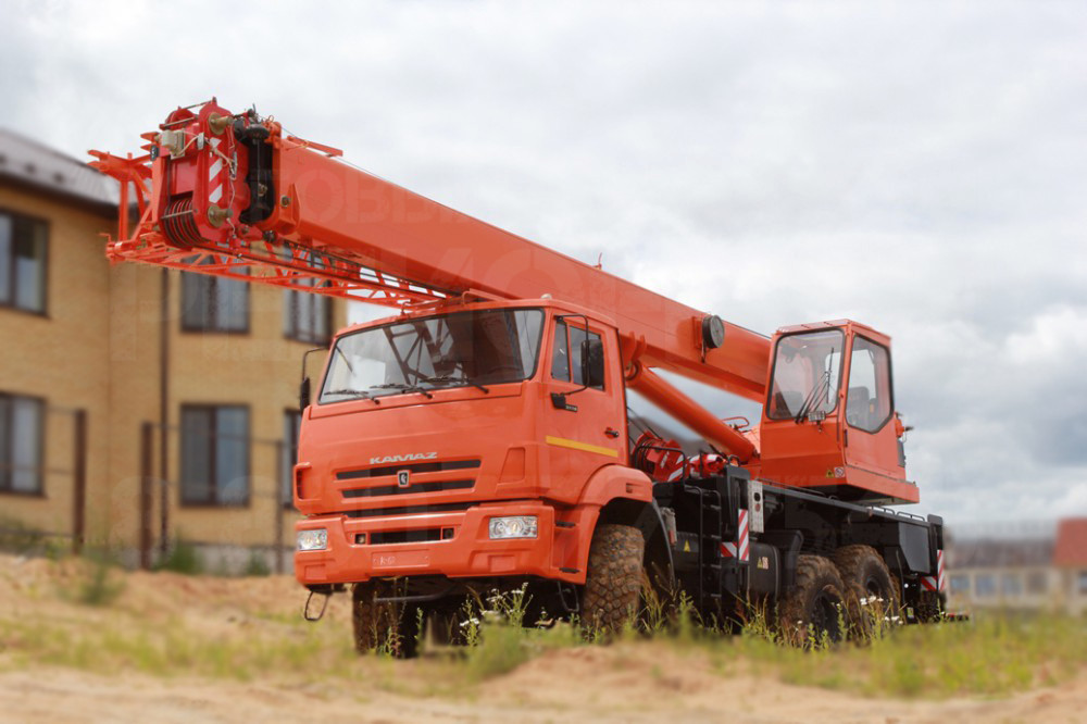 Купить Автокран КамАЗ-43118 КС-55713-5К-2 (ГБО) (6х6) и другую дорожную, коммунальную, строительную спецтехнику в Торговом Доме «Регион 45».